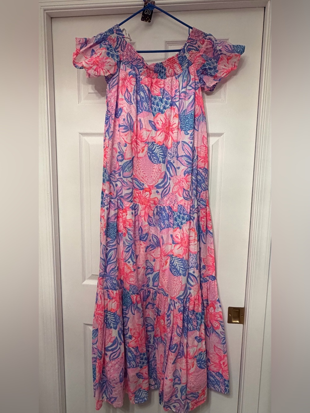 EUC Lilly Pulitzer Dezi Off-The-Shoulder Maxi in Pink Isle Snappy TurtleSize M